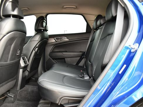Used 2023 Kia Sportage EX FWD image 21