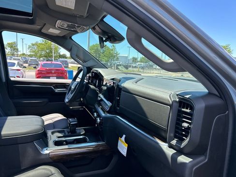 New 2026 GMC Sierra 1500 Elevation AWD/4WD image 39