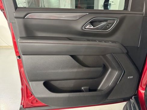 Used 2024 Chevrolet Tahoe RST w/ RST Performance Edition image 21