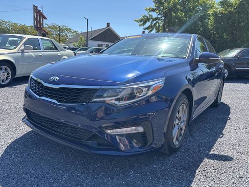 Used 2019 Kia Optima LX FWD image 1