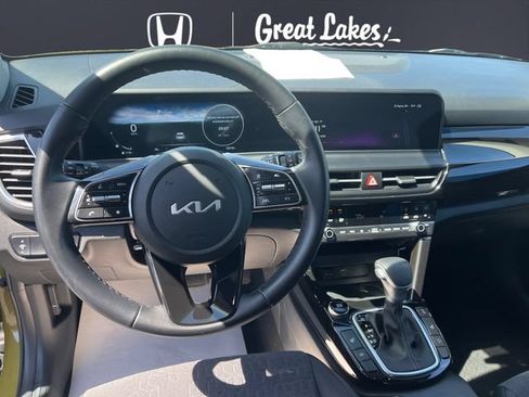 Used 2024 Kia Seltos S AWD/4WD image 10