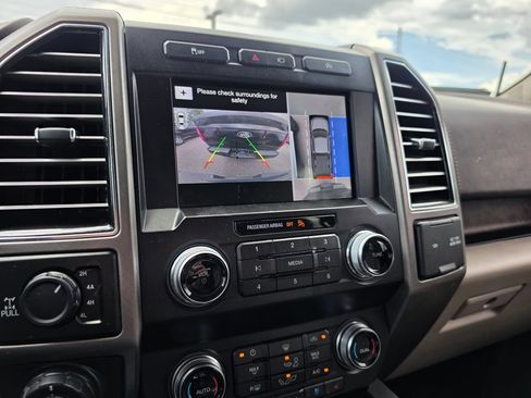 Used 2019 Ford F150 Limited AWD/4WD image 25