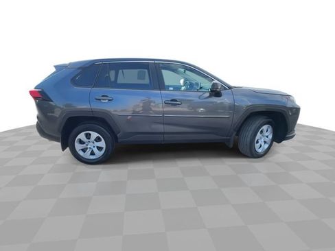 Used 2023 Toyota RAV4 LE FWD image 9