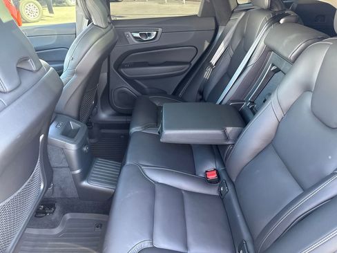 Used 2023 Volvo XC60 T8 Ultimate w/ Climate Package image 18
