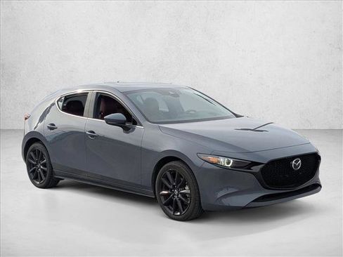 Used 2023 MAZDA MAZDA3 s image 3