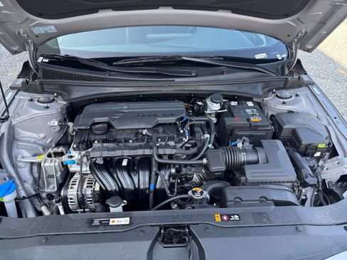 Used 2026 Hyundai Elantra Sport FWD image 31