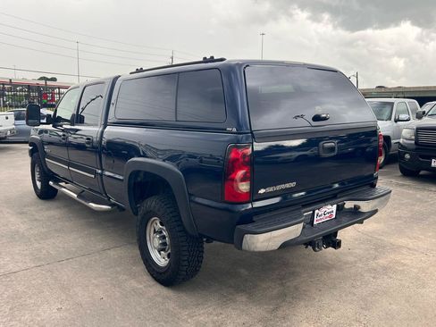Used 2007 Chevrolet Silverado 2500 LT w/ Heavy-Duty Power Package RWD image 21