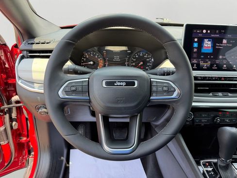 Used 2023 Jeep Compass Limited AWD/4WD image 19