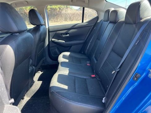 Used 2022 Nissan Sentra SR w/ SR Premium Package FWD image 13
