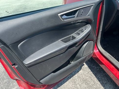 Used 2022 Ford Edge SEL w/ Convenience Package AWD/4WD image 8