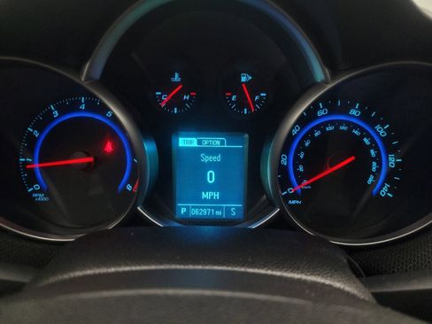 Used 2016 Chevrolet Cruze LT FWD image 23