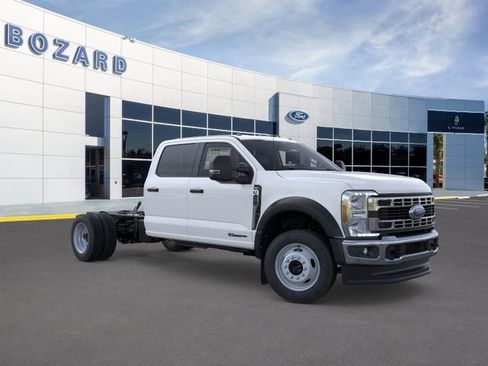 New 2026 Ford F450 XLT w/ XLT Value Package AWD/4WD image 9