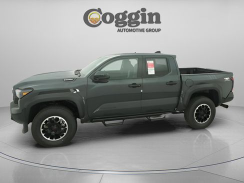 New 2026 Toyota Tacoma TRD Off-Road AWD/4WD image 3