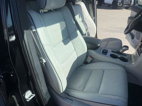 Used 2019 Jeep Grand Cherokee Summit image 14