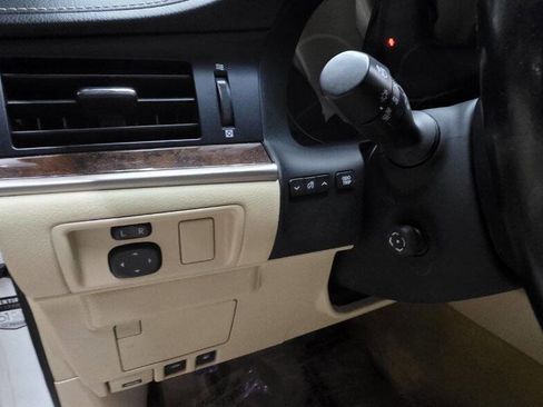 Used 2015 Lexus ES 350 w/ Premium Package image 27
