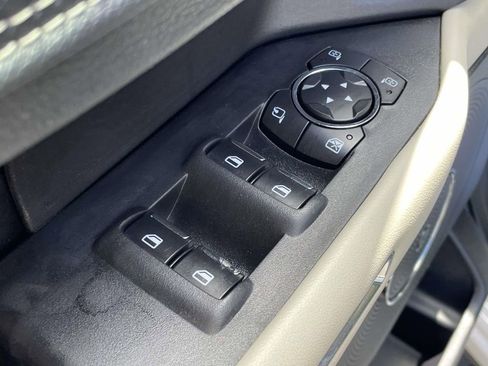 Used 2019 Ford Expedition Platinum AWD/4WD image 18