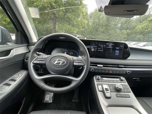 Certified 2025 Hyundai Palisade XRT image 11