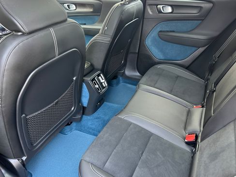 Certified 2023 Volvo C40 P8 Recharge Plus AWD/4WD image 13