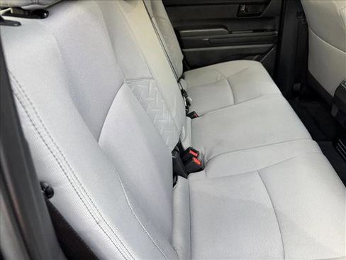 Certified 2025 Toyota Tacoma SR5 AWD/4WD image 18