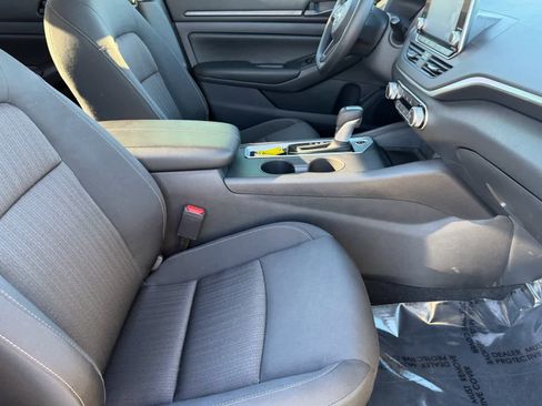 Certified 2025 Nissan Altima 2.5 S image 12