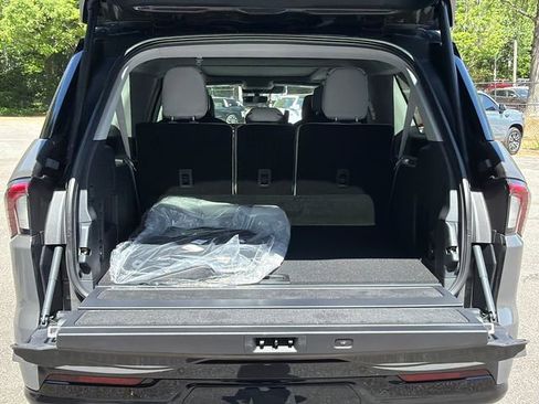 New 2026 Lincoln Navigator L Black Label AWD/4WD image 19