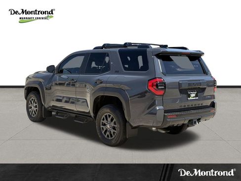 Used 2025 Toyota 4Runner SR5 RWD image 7