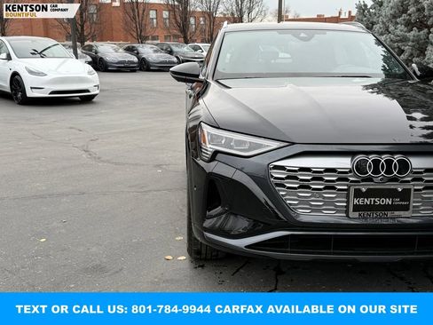 Used 2024 Audi Q8 e-tron Premium Plus image 13