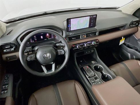 New 2026 Honda Pilot Touring image 22