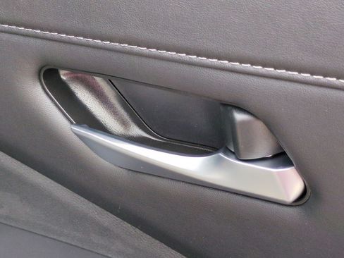 New 2026 Nissan Pathfinder SL w/ SL Premium Package FWD image 32