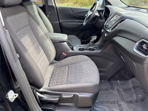 Used 2022 Chevrolet Equinox LT image 30