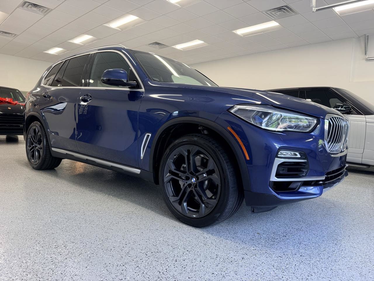 Used 2019 BMW X5 xDrive40i w/ Executive Package AWD/4WD image 9