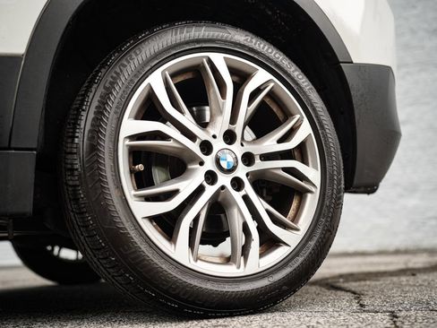 Used 2018 BMW X2 sDrive28i FWD image 18