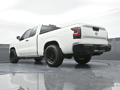 Used 2024 Nissan Frontier S w/ Technology Package image 30