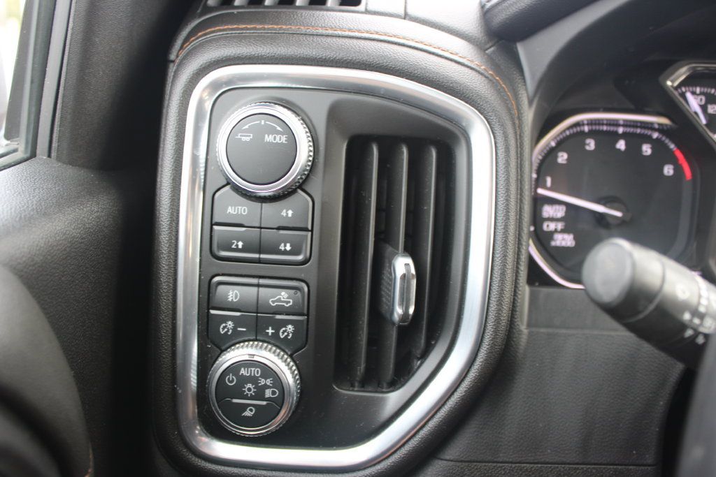 Used 2021 GMC Sierra 1500 AT4 w/ AT4 Preferred Package AWD/4WD image 47