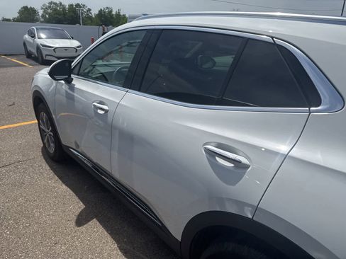 Used 2023 Buick Envision Preferred FWD image 13
