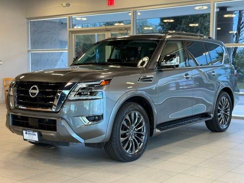Used 2022 Nissan Armada Platinum w/ Captain's Chairs Package AWD/4WD image 4