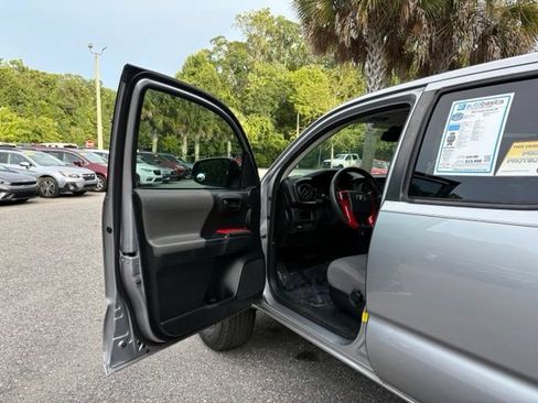 Used 2019 Toyota Tacoma SR w/ SR Convenience Package RWD image 9