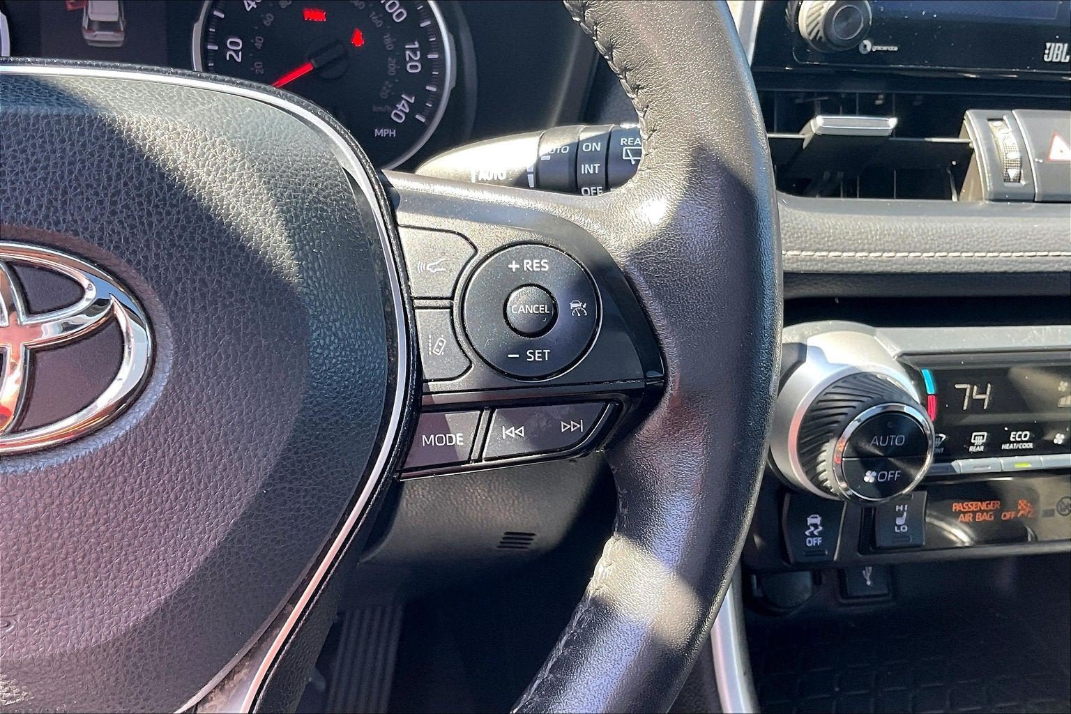 Used 2020 Toyota RAV4 XLE Premium AWD/4WD image 18