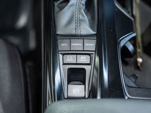 Used 2025 Toyota Camry LE image 22