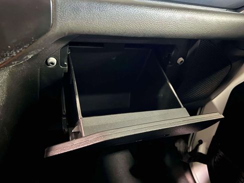 Used 2022 Jeep Wrangler Unlimited Sahara w/ Cold Weather Group image 30