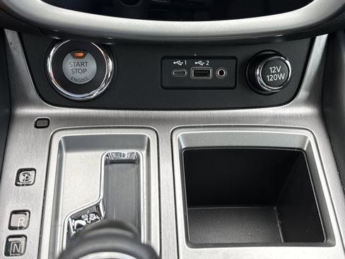 Used 2024 Nissan Murano SV w/ SV Midnight Edition Package FWD image 25