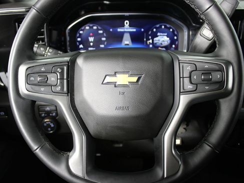 Used 2025 Chevrolet Silverado 1500 LT image 14