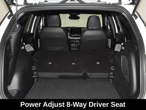 Used 2025 Jeep Compass Latitude w/ Sun & Sound Group AWD/4WD image 32