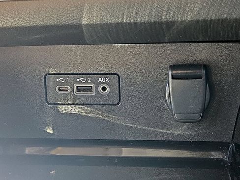 Used 2024 Nissan Altima 2.5 SV FWD image 27