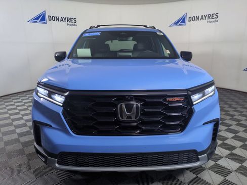 Certified 2023 Honda Pilot TrailSport image 12