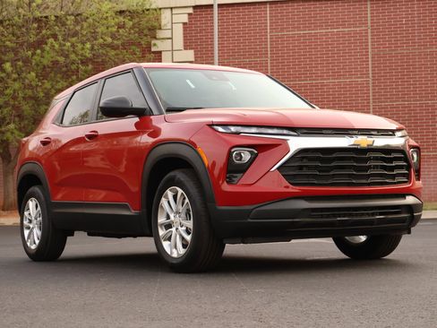 New 2026 Chevrolet TrailBlazer LS w/ LS Convenience Package FWD image 1