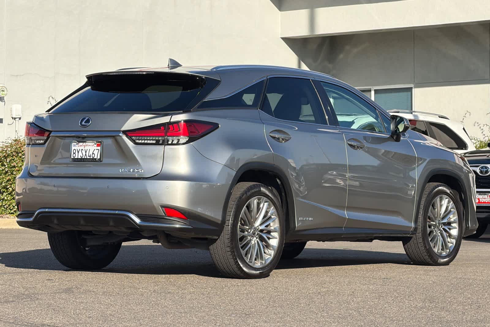 Used 2022 Lexus RX 450h AWD w/ Luxury Package image 2