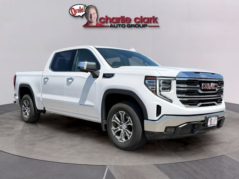 Used 2025 GMC Sierra 1500 SLT RWD image 8