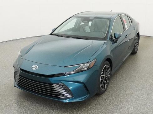 New 2026 Toyota Camry XLE FWD image 20