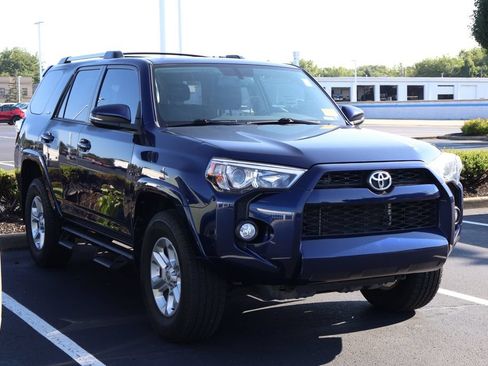Used 2019 Toyota 4Runner SR5 Premium AWD/4WD image 3
